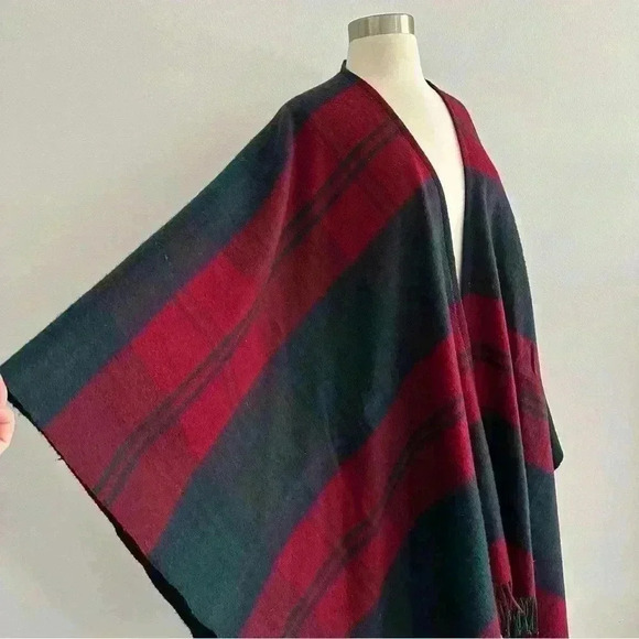 Johnstons Of Elgin Cashmere+ Wool Plaid Poncho One Size - Picture 3 of 13